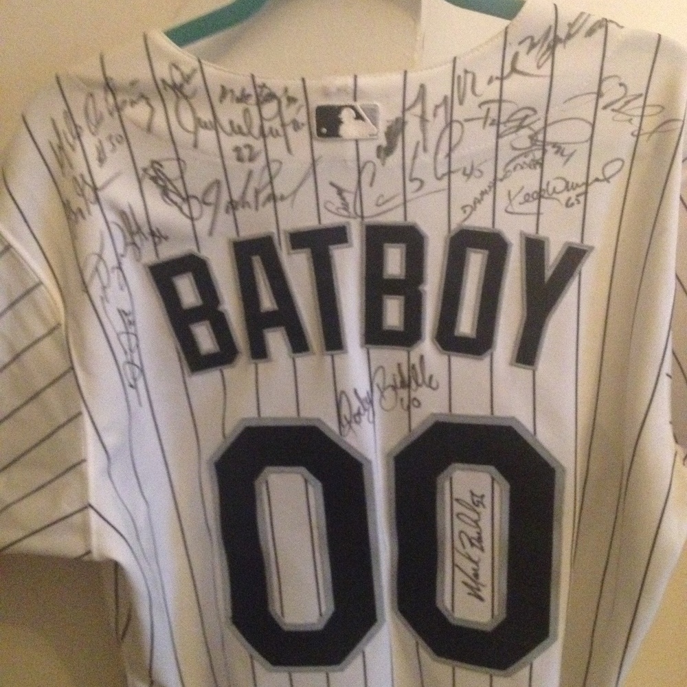 2002 Chicago White Sox Bat boy jersey w/ autograph